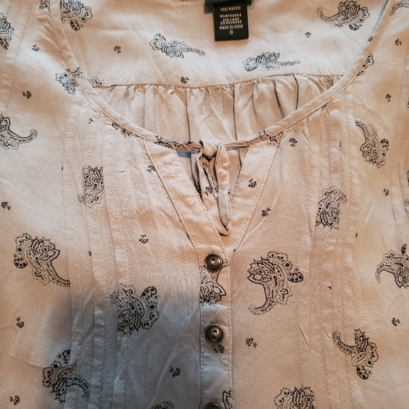 Blouse - Picture 3 of 3